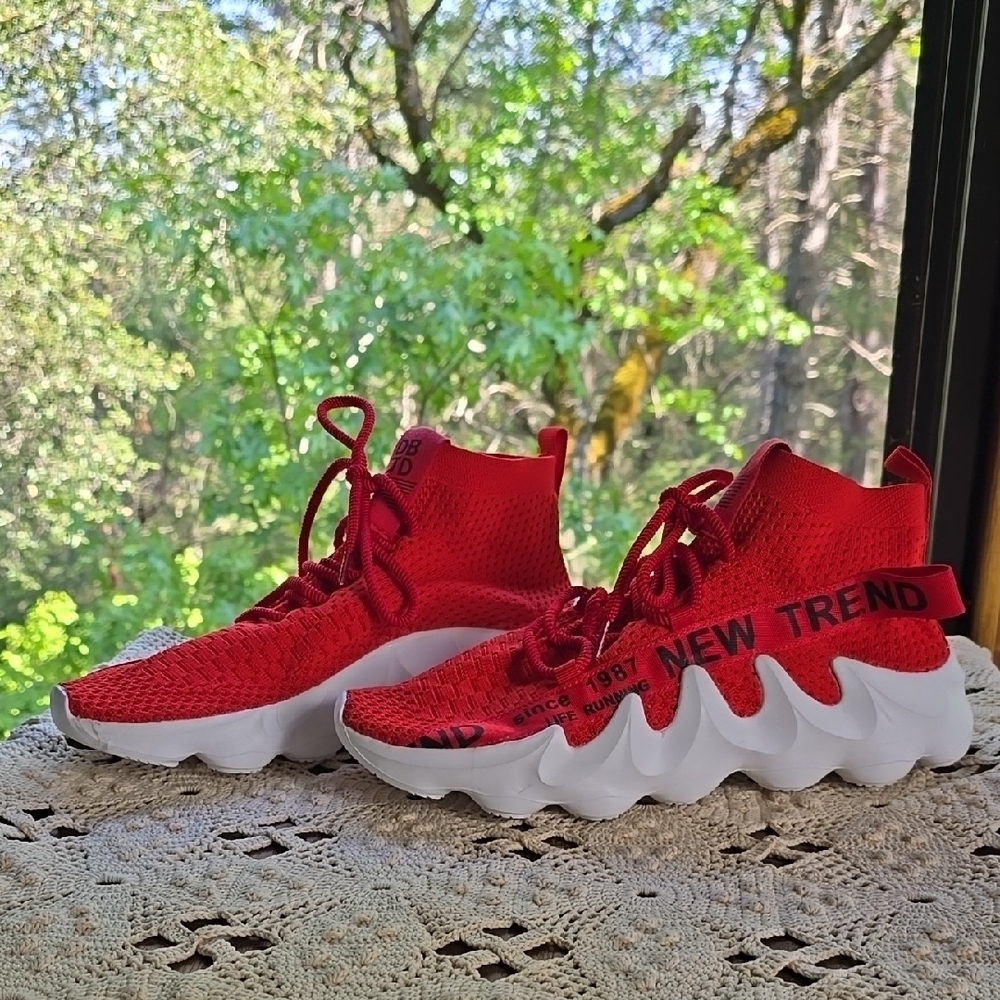 Red and White  Sneakers with Sock-Like Collar Size 44